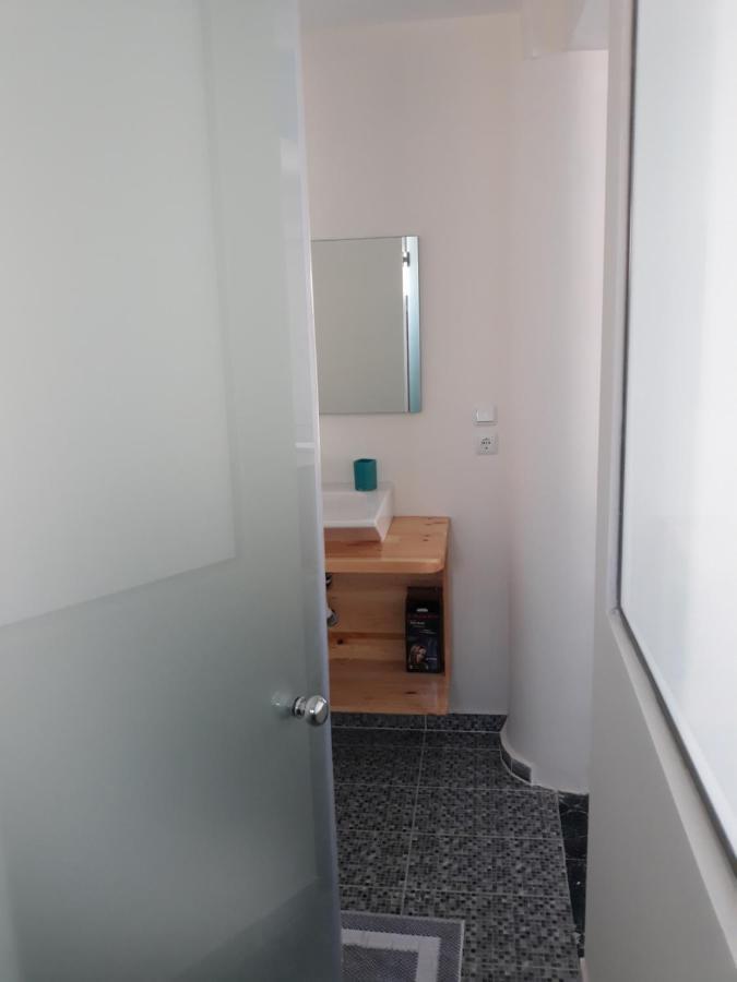 As Alesias Suites.Room 12. Rhodes City 外观 照片